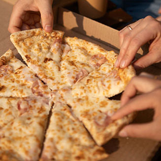 Pizza Box Gallery 7" x 42mm - Kraft/Design 10 - Black & Red - Hot Fresh Pizza - Image #2
